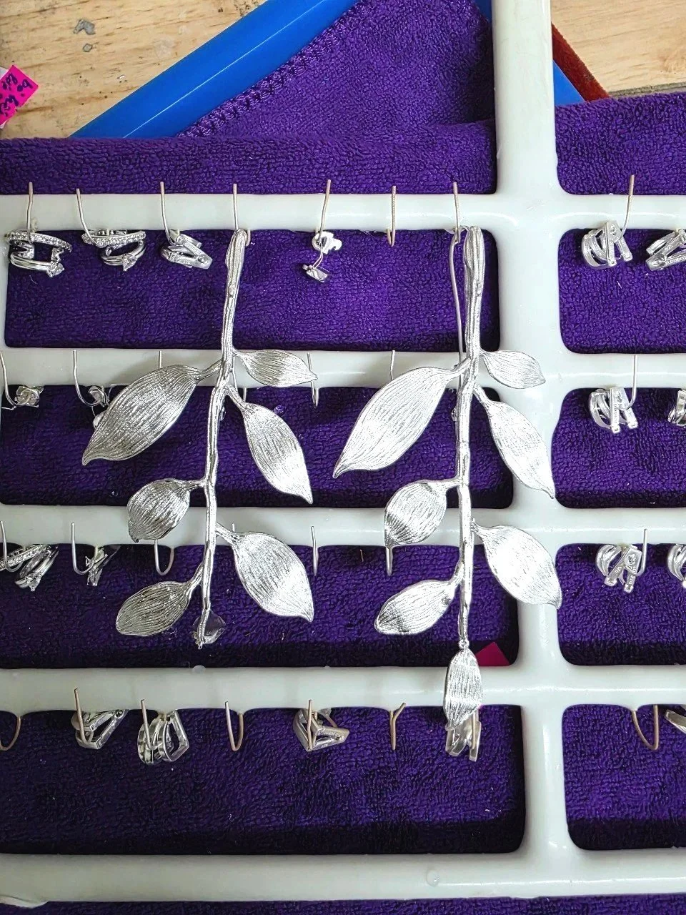 Purple jewelry sample tray