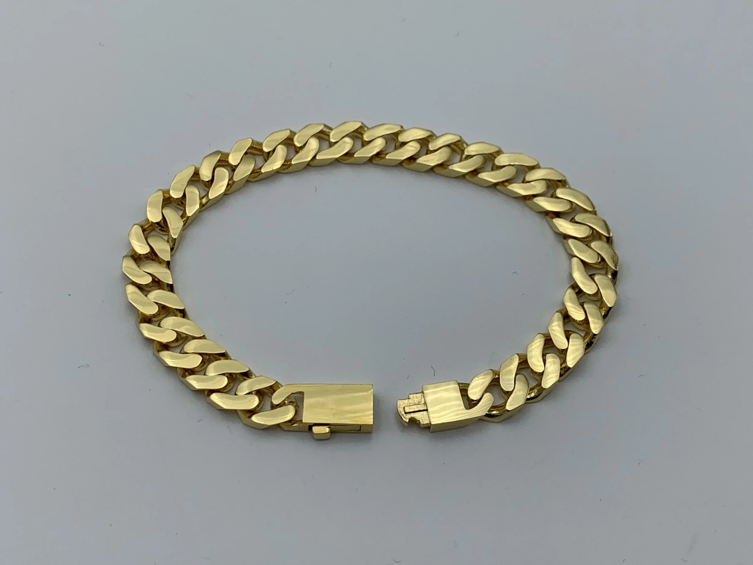 Pink accent bracelet